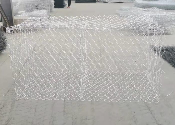 Galwanizowana sieć drutowa Gabion Baskets 60mm*80mm Otwory do kontroli powodzi