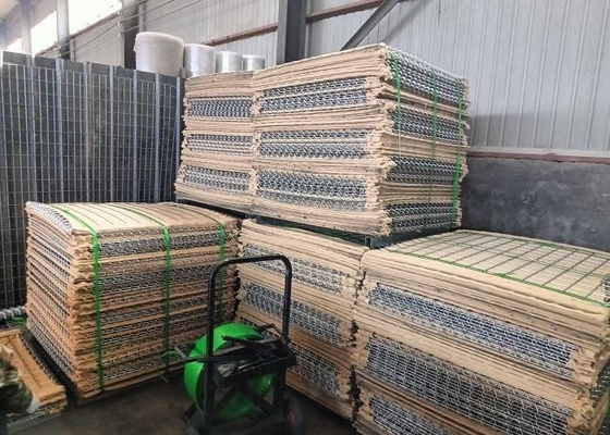 100*100 mm Rozmiar otworu Wojskowe bariery  po galwanizacji do skutecznego powstrzymania