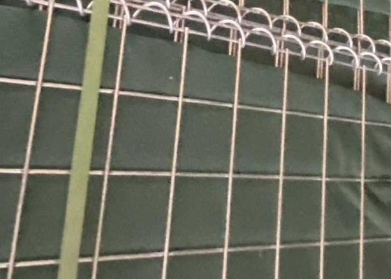 Ciężko napędzane, galwanizowane, wojskowe bariery  z odległością spiralną 4 mm