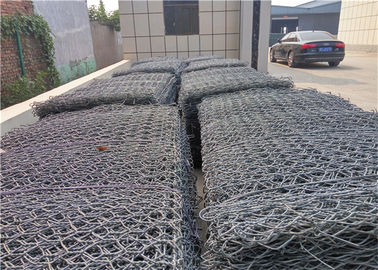 80mmx100mm Wielkość siatki PVC powlekany Gorąco zanurzony Galwanizowane klatki gabionowe do wytrzymałej konstrukcji